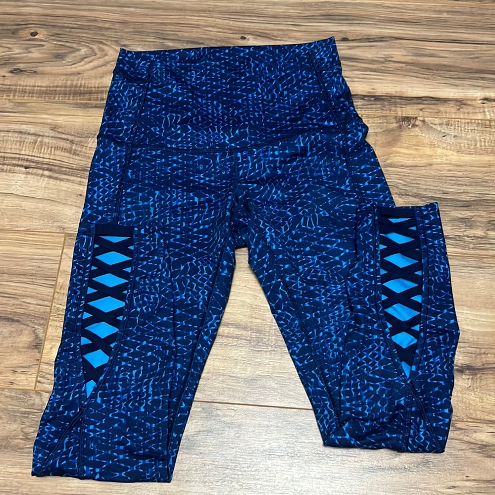 Wunderunder lulu lemon pants!